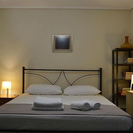 Kalamata Beach Maizonette Ground Floor And Semi-Basement With Yard Exterior photo