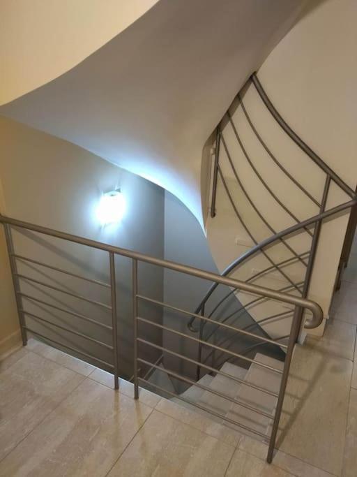 Kalamata Beach Maizonette Ground Floor And Semi-Basement With Yard Exterior photo